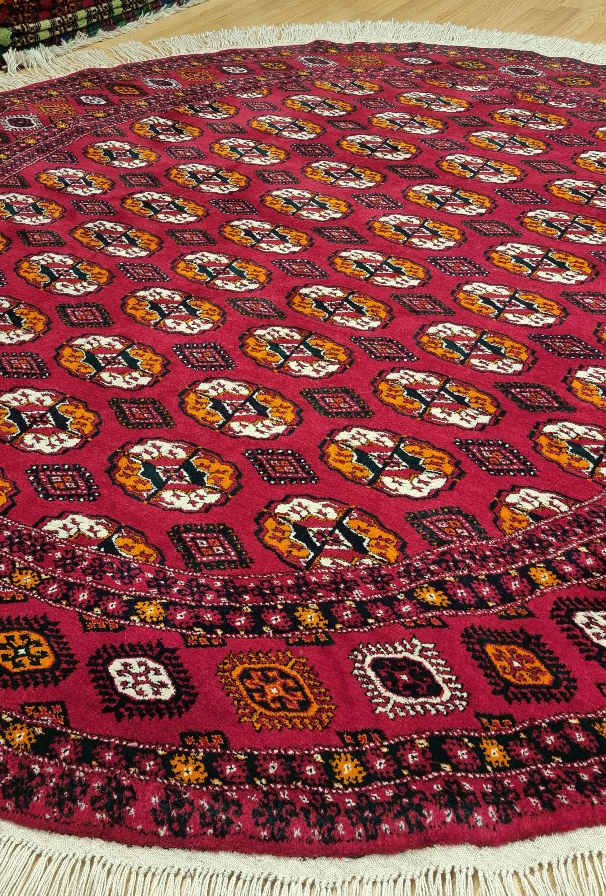 Turkmen Rug Round Handknotted Wool Rug 200 x 200cm (6.5' x 6.5' ft) Red