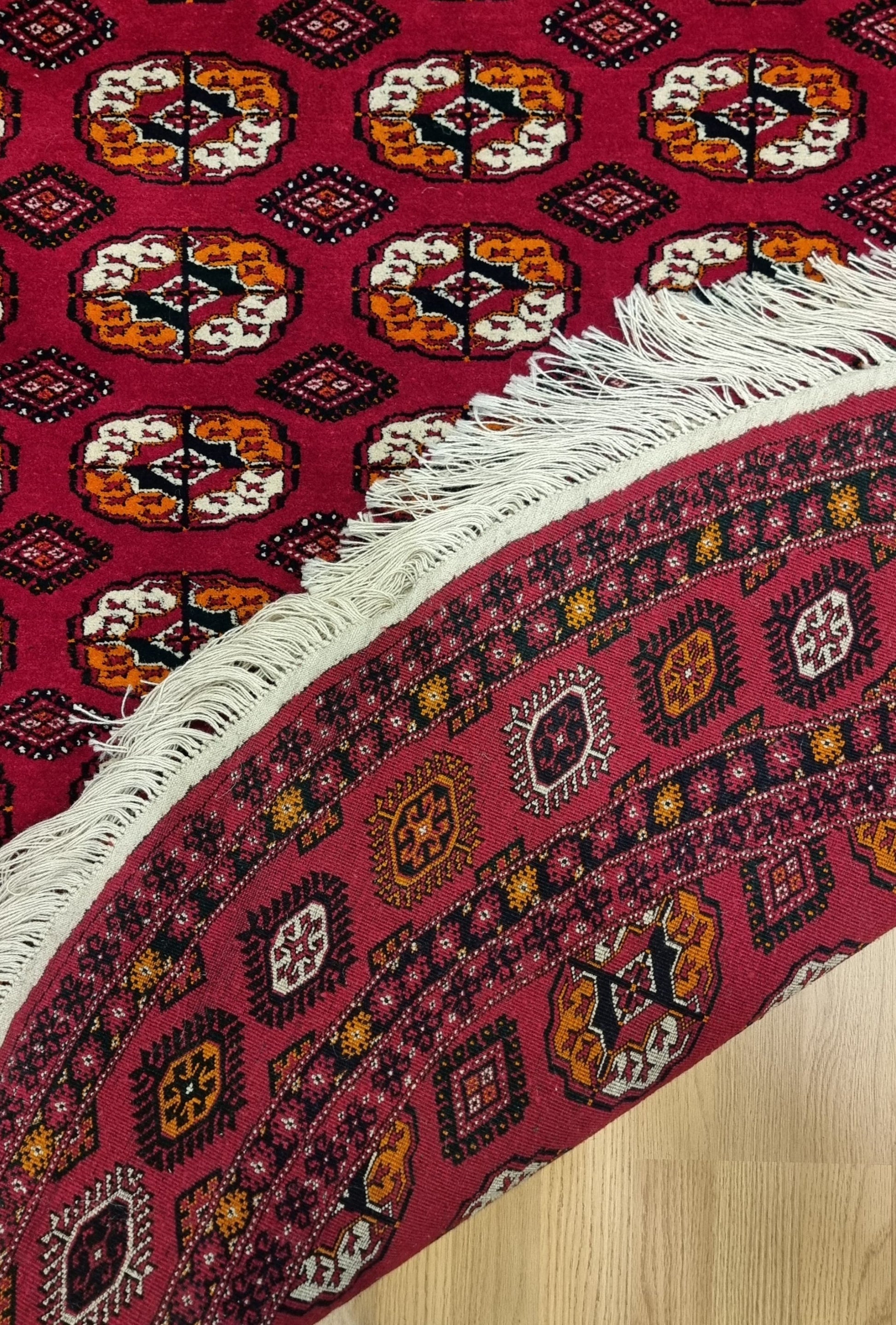 Turkmen Rug Round Handknotted Wool Rug 200 x 200cm (6.5' x 6.5' ft) Red