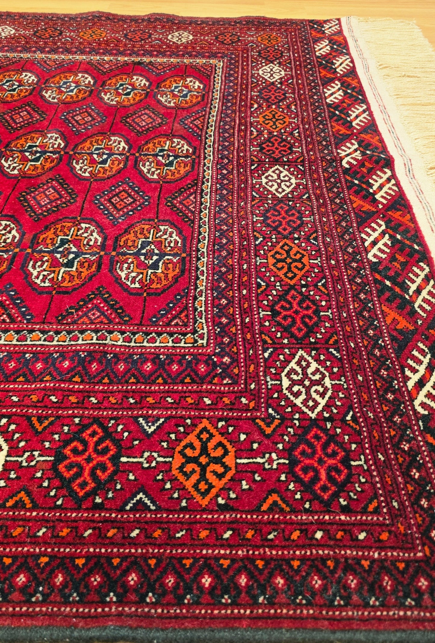 Turkmen Rug Vintage Handknotted Wool Rug 125 x 200cm (4' x 7' ft) Red