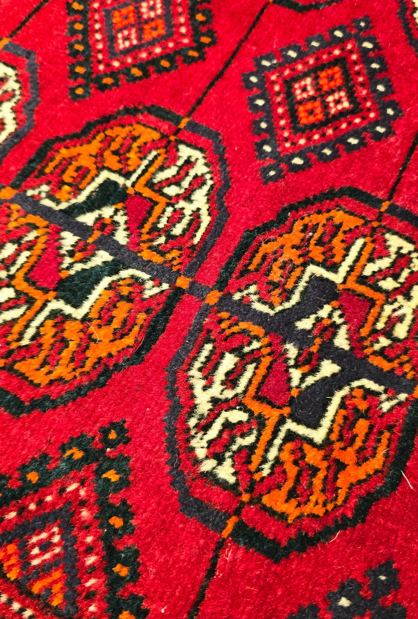 Turkmen Rug Vintage Handknotted Wool Rug 125 x 200cm (4' x 7' ft) Red