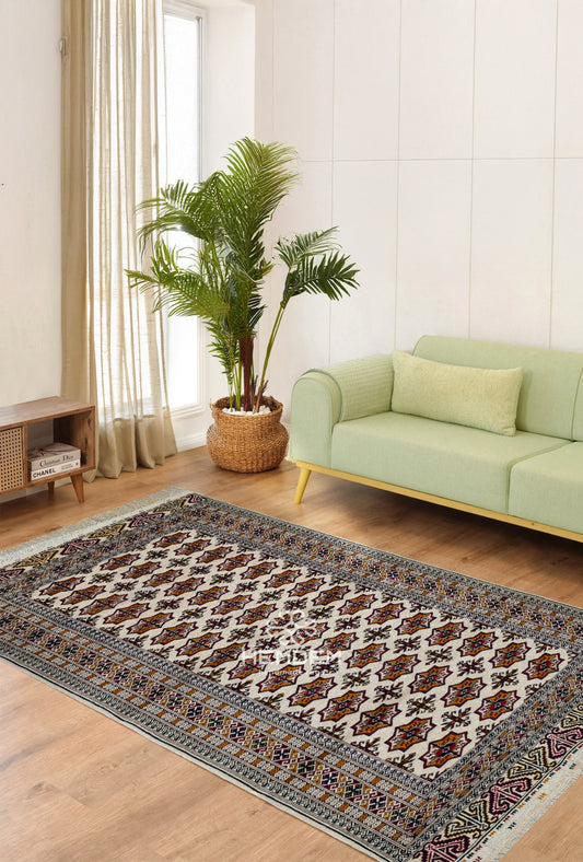 Turkmen Bokhara Rug Handknotted Wool Rug 137x 237cm (4.5' x 7.9' ft) Beige