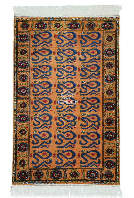 Turkmen Rug Handknotted Wool Rug 125 x 200cm (4' x 7' ft) Peach