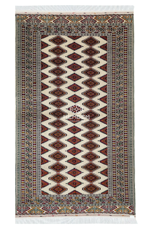 Turkmen Rug Yomut Handknotted Wool Rug 140 x 230cm (4.7' x 7.6' ft) Beige