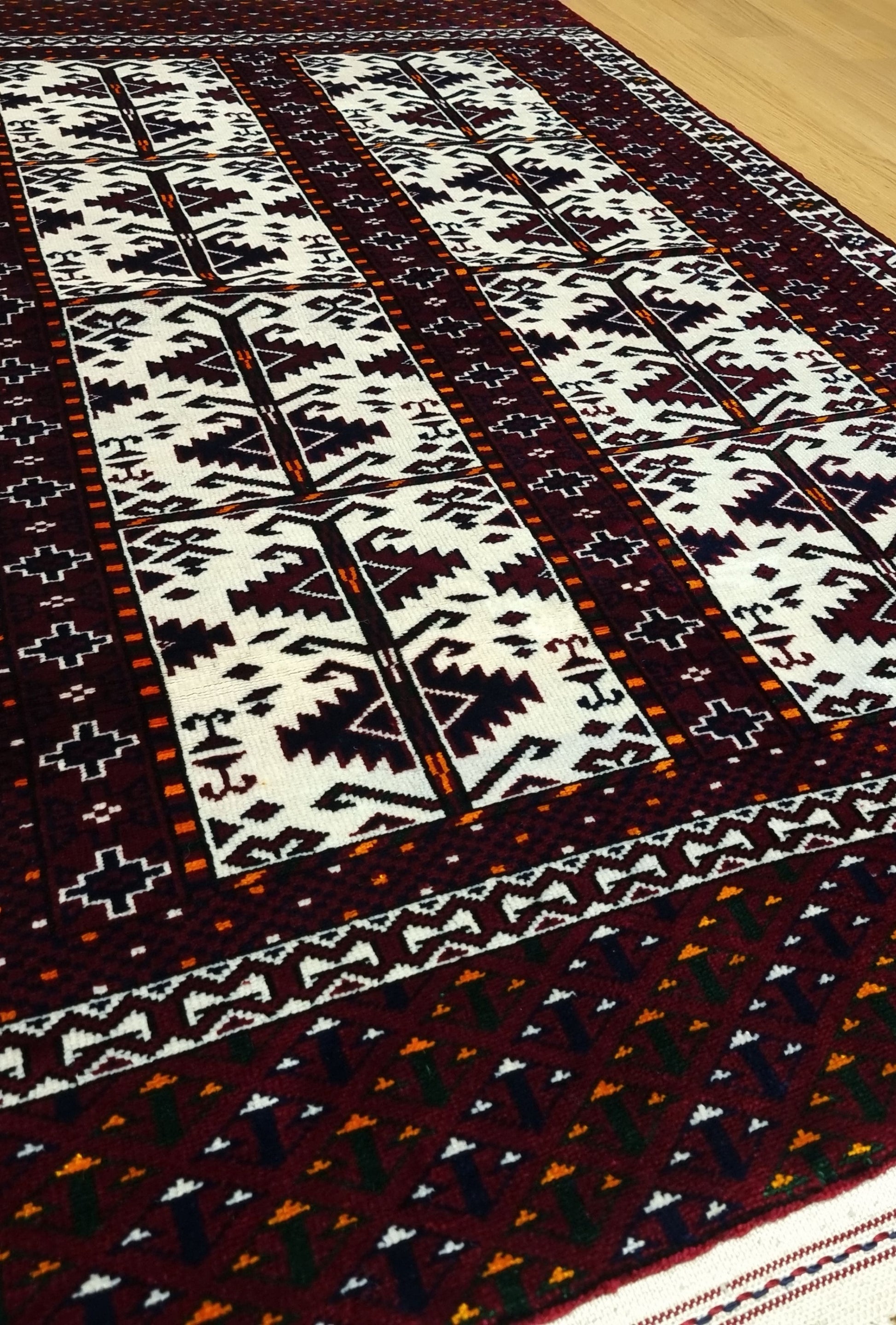 Turkoman Rare Design Silk Rug 76 x 120 cm (2.5'x4' ft) Red