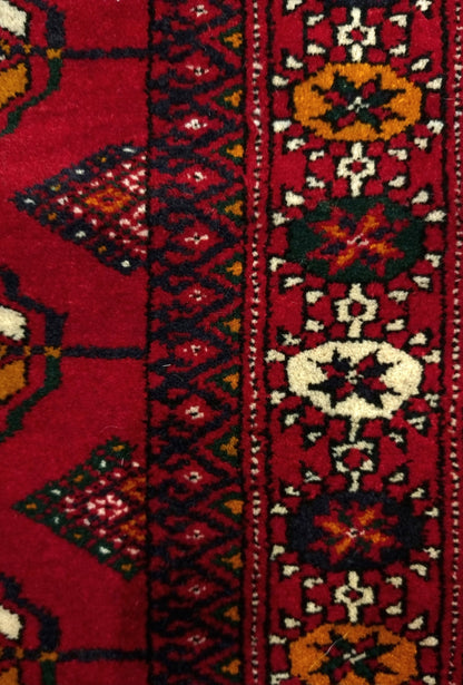 Handknotted Turkmen Rug Tekke Wool Rug 80 x 120 cm (3'x4' ft) Red
