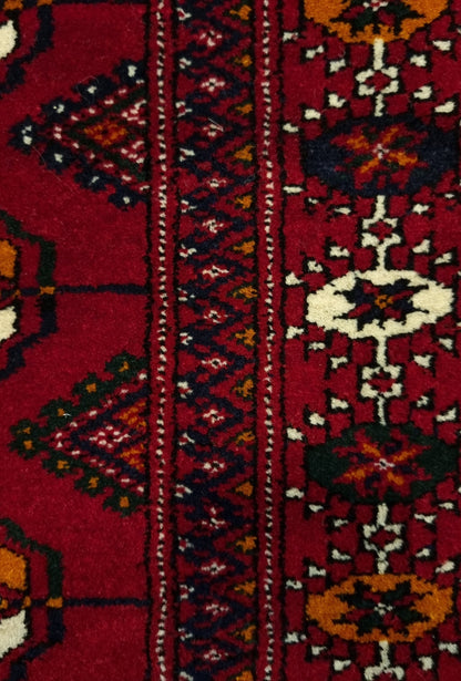 Handknotted Turkmen Rug Tekke Wool Rug 80 x 121 cm (3'x4' ft) Red