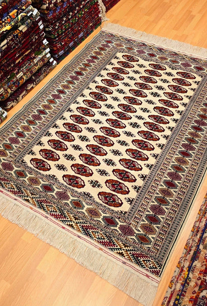 Türkmen Halısı El Dokuma Yün Halı 153 x 200cm (5' x 7' ft) Bej