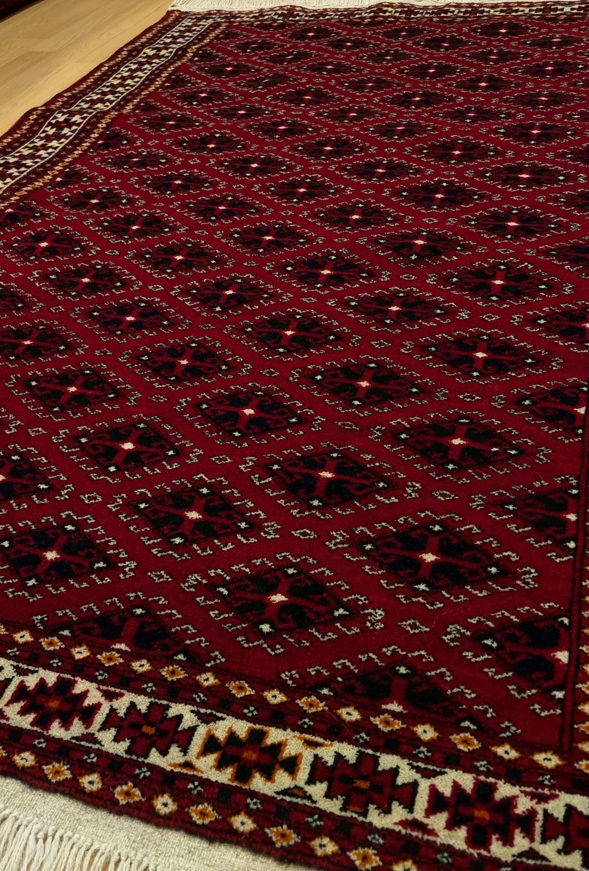 Turkoman Yomud Rare Design Wool Rug 100 x 150 cm (2.5'x4' ft) Red