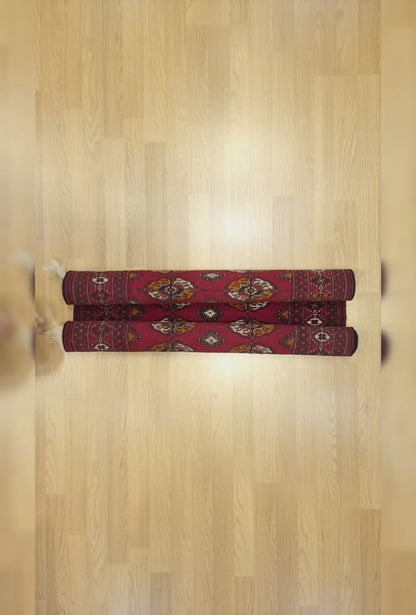 Handknotted Turkmen Rug Tekke Wool Rug 83 x 130 cm (3'x5' ft) Red