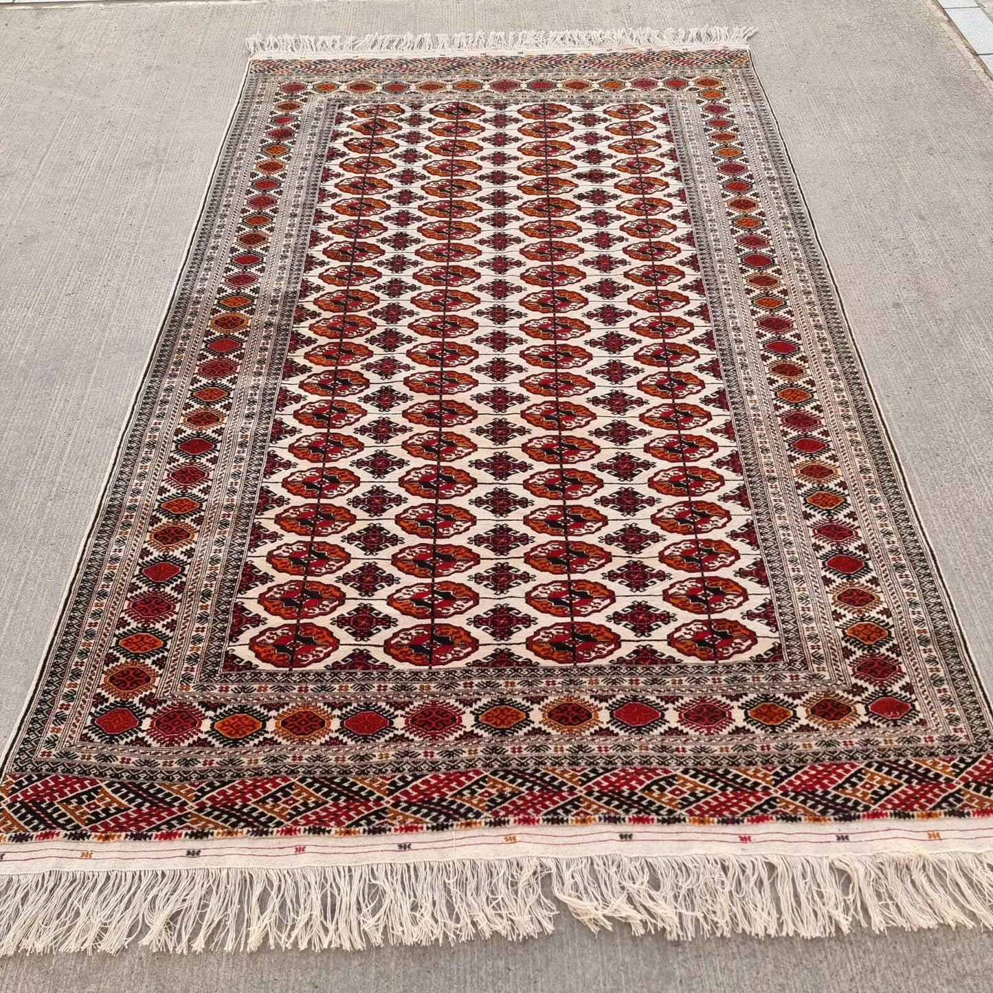 6'6"x 10'2" Hand-woven Oriental Beige Turkmen Bokhara Wool Tekke Carpet 200 x 310 cm