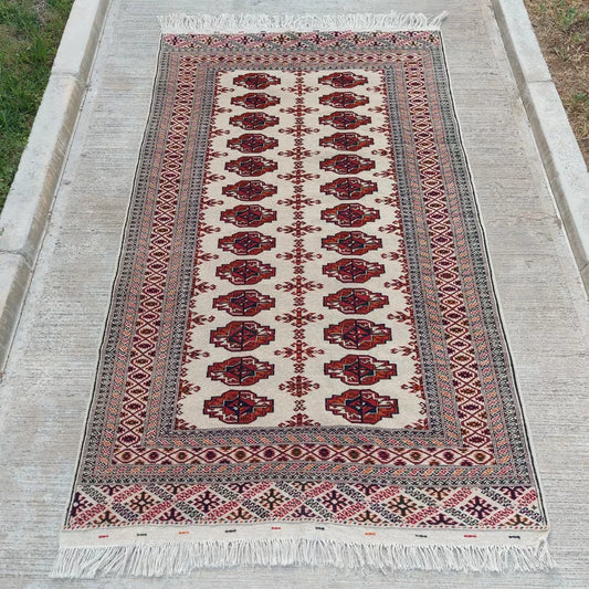 4'7" x 7'10" Handmade Oriental Bokhara Tribal Sarouk Beige Wool Rug 140 x 240 cm