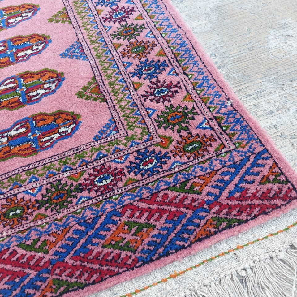 2'7"x 4' Handmade Turkmen Pink Wool Bukhara Rug, 80x122cm Oriental Carpet