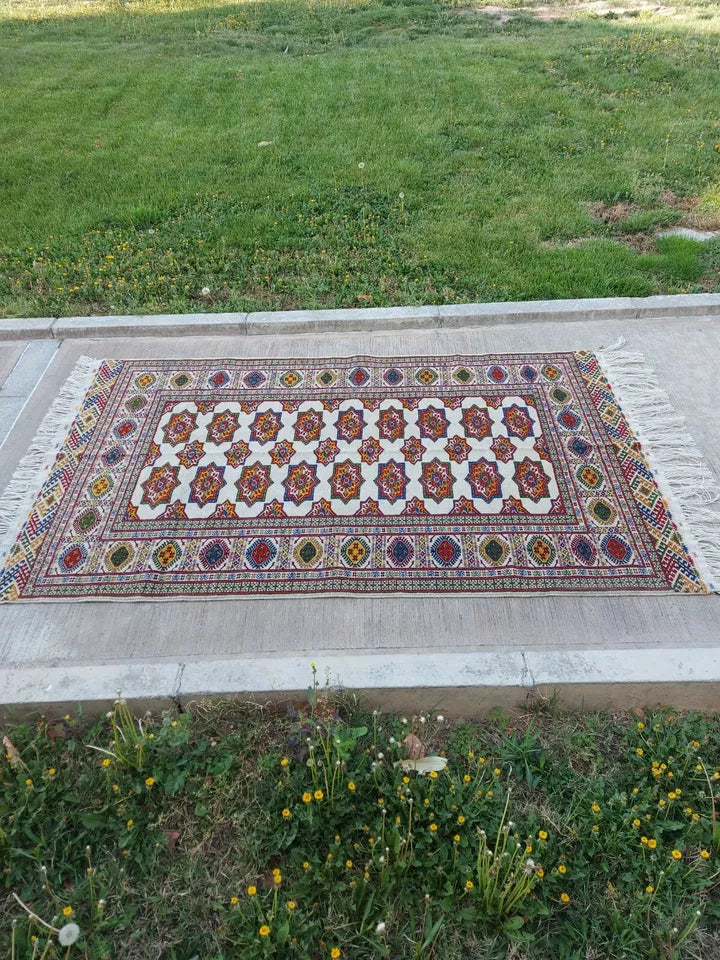 4'11"x 7'10" ft Handmade Oriental Wool Rug Turkmen Bukhara Beige 152 x 240 cm Carpet