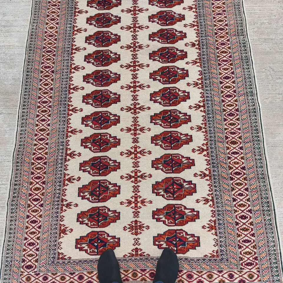 4'7" x 7'10" Handmade Oriental Bokhara Tribal Sarouk Beige Wool Rug 140 x 240 cm