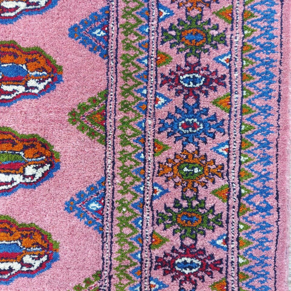 2'7"x 4' Handmade Turkmen Pink Wool Bukhara Rug, 80x122cm Oriental Carpet